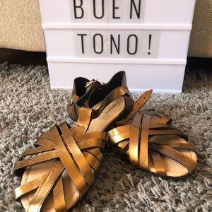 Super cute copper sandals